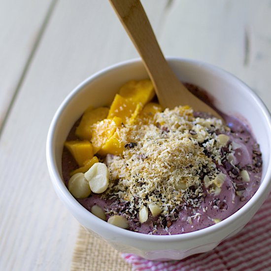 Tropical Acai Berry Bowls