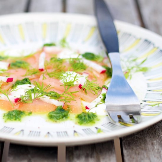 Smoked Salmon with Horseradish