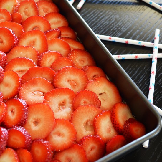 The Best Strawberries n’ Cream Cake