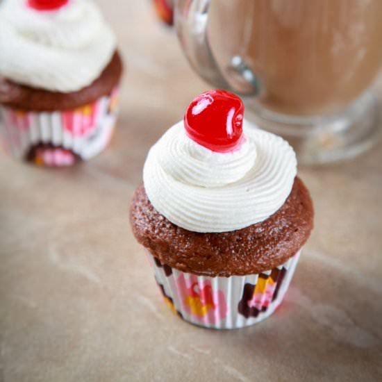 Root Beer Float Cupcakes