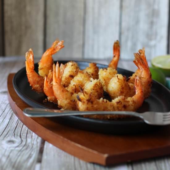 Coconut Shrimp with Pineapple Sauce