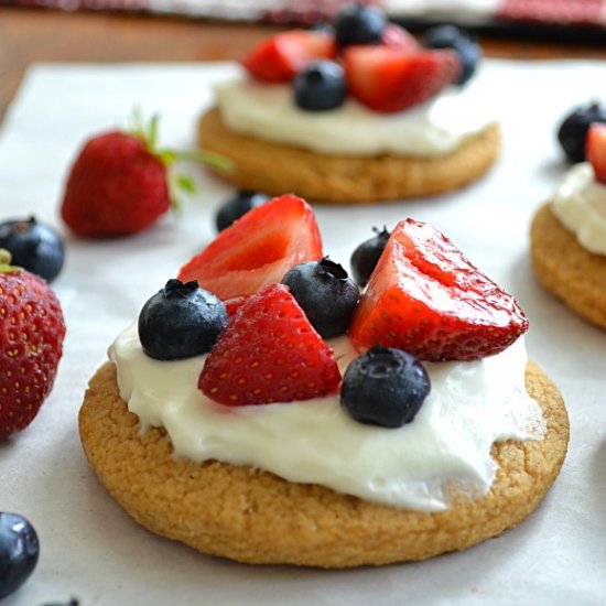 Red, White and Blue Mini Pizzas