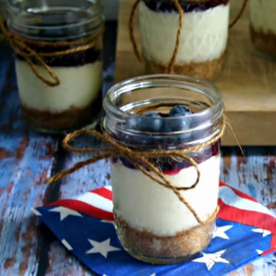 10 Mason Jar Summer Desserts