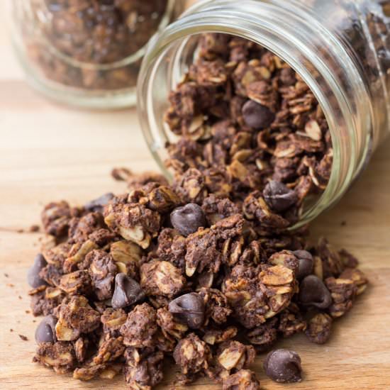 Peanut Butter Cup Granola