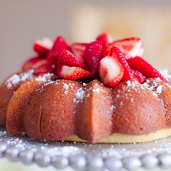 Lemon Yogurt Bundt Cake