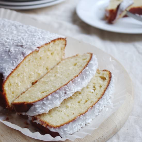 Lime & Coconut Yoghurt Cake