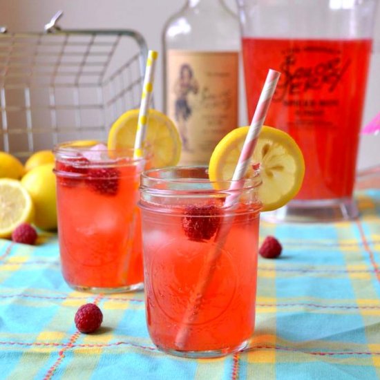 Sailor Berry Lemonade