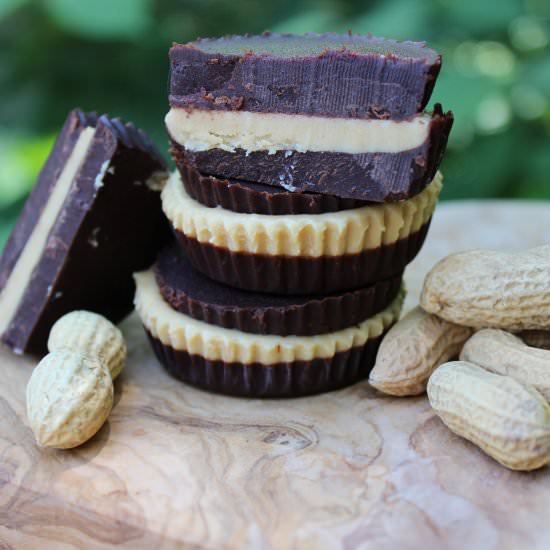 Raw Vegan Peanut Butter Cups