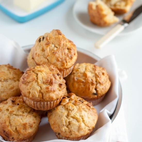 Cheddar & Sundried Tomato Muffins