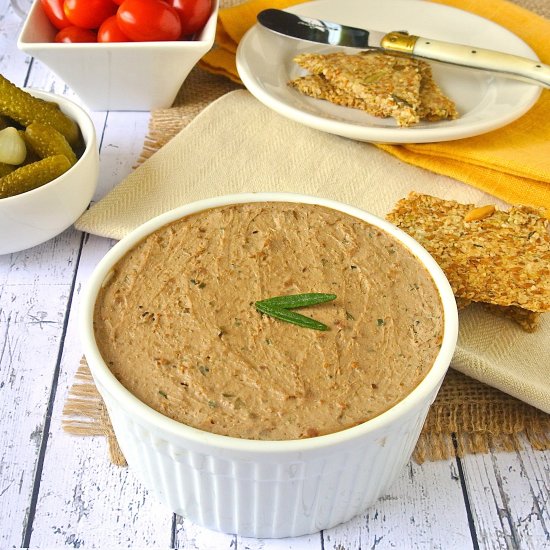 Rosemary Chicken Pâté with Bacon