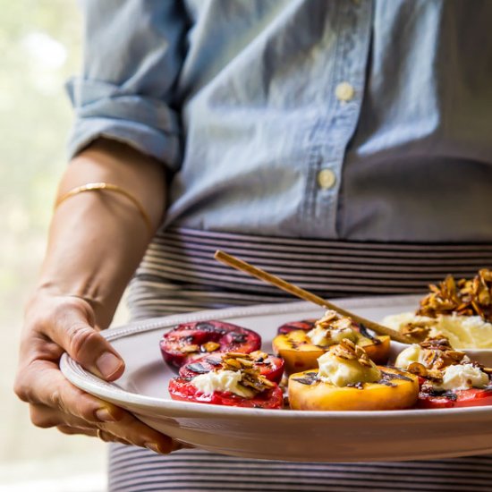 Grilled Fruit with Mascarpone Sauce