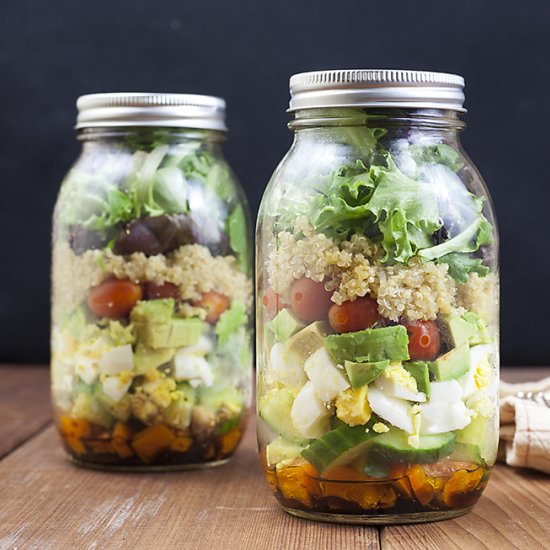 Mason jar layered quinoa salad