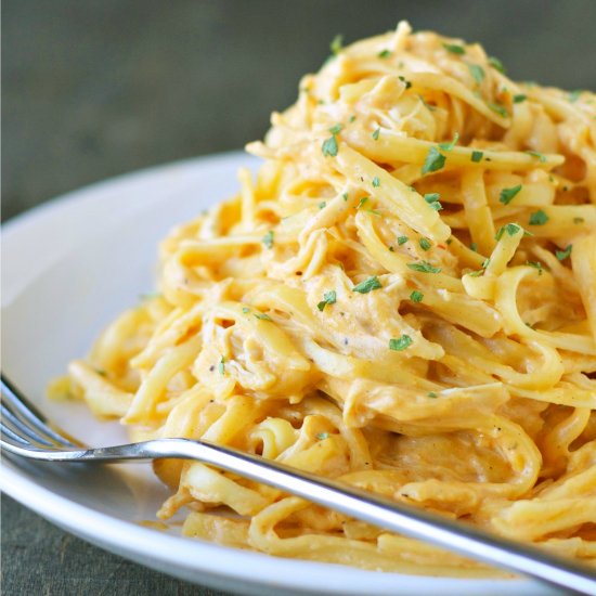 Cheesy Buffalo Chicken Pasta