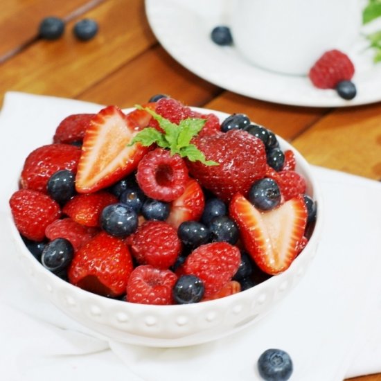 Berry Salad with Vanilla Syrup