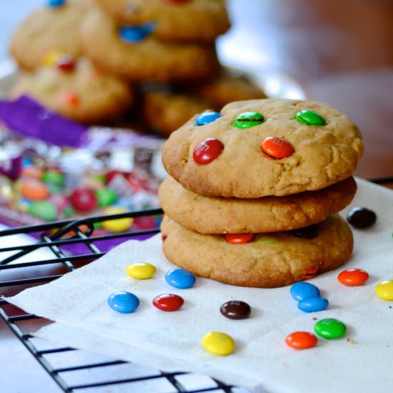 M&M Peanut Butter Cookies