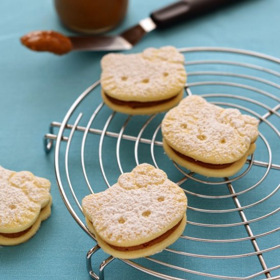 Hello kitty alfajores