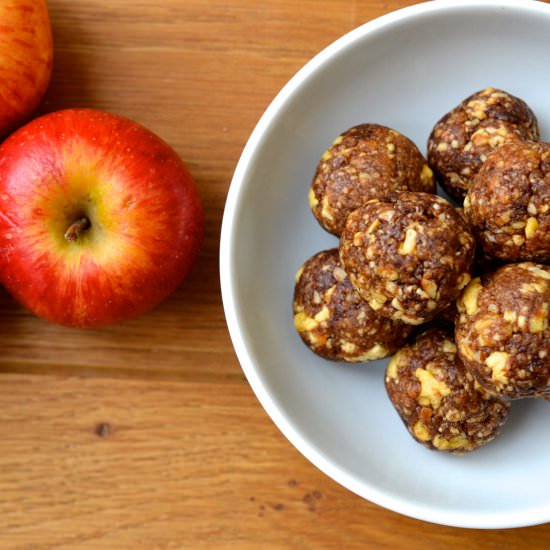 Apple Pie Energy Balls