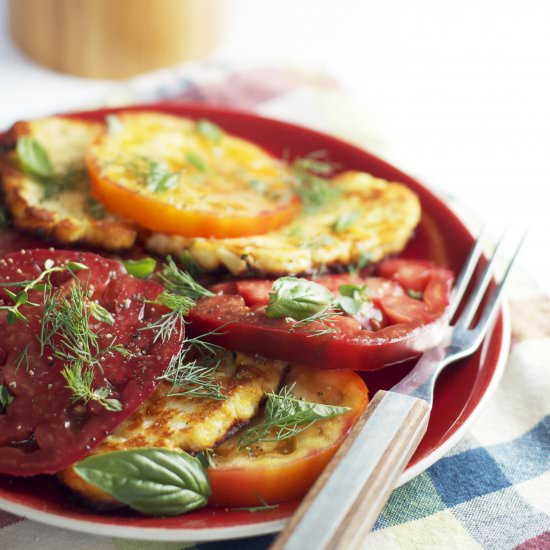 Heirloom Tomato & Halloumi Salad