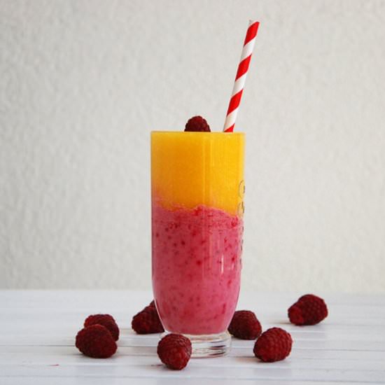 Raspberry-Mango Smoothie