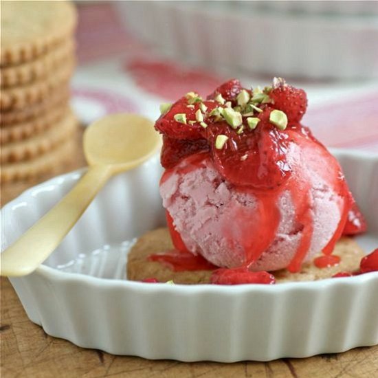 Strawberry Gelato Dessert