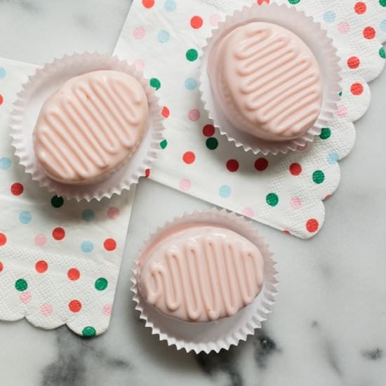 Pastel Petit Fours