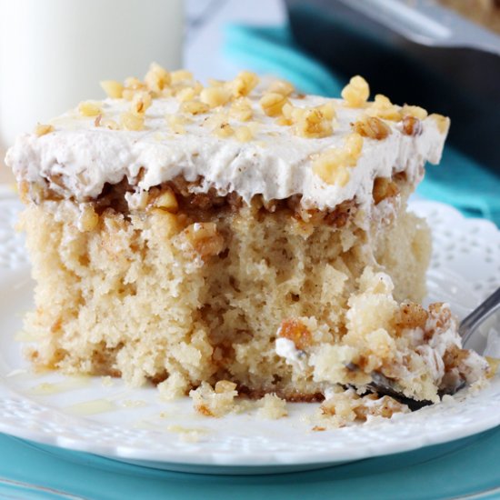 Baklava Poke Cake