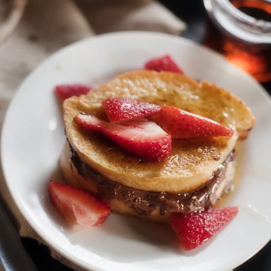 Nutella Stuffed French Toast