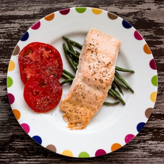 Roasted Salmon and Green Beans