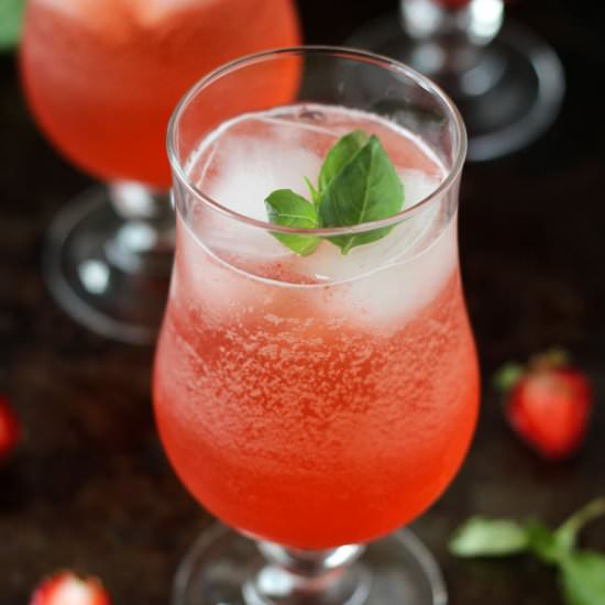 Strawberry Basil Sparkler