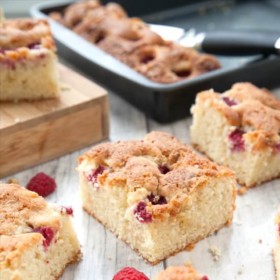 Raspberry and white choc traybake