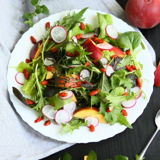 Summer Salad with Goji Berries