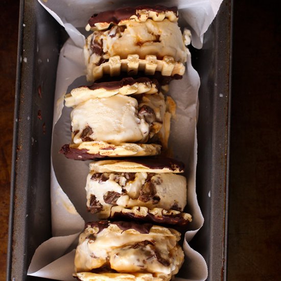 Dulce de Leche Ice Cream Sandwiches