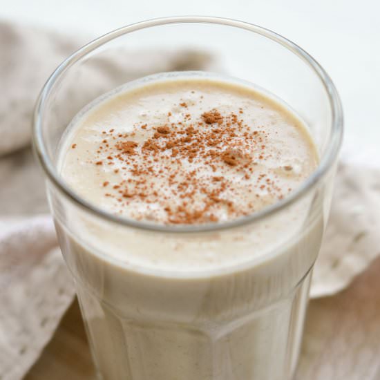 Pear, Banana Oatmeal Smoothie