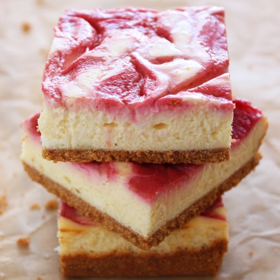 Raspberry Lemonade Cheesecake Bars