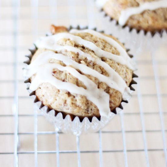 Moist Vegan Banana Muffins