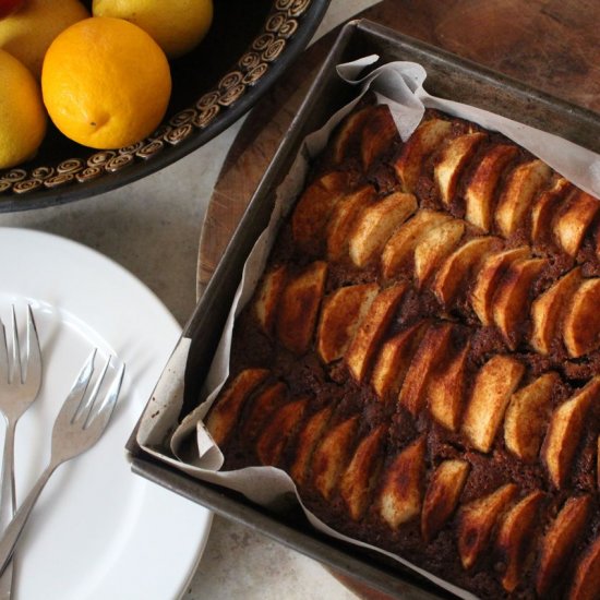 Walnut Apple & Cardamom Cake