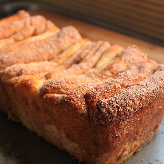 Cinnamon bread pull-apart