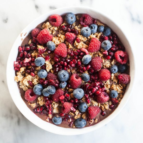 Chocolate Banana Acai Bowl