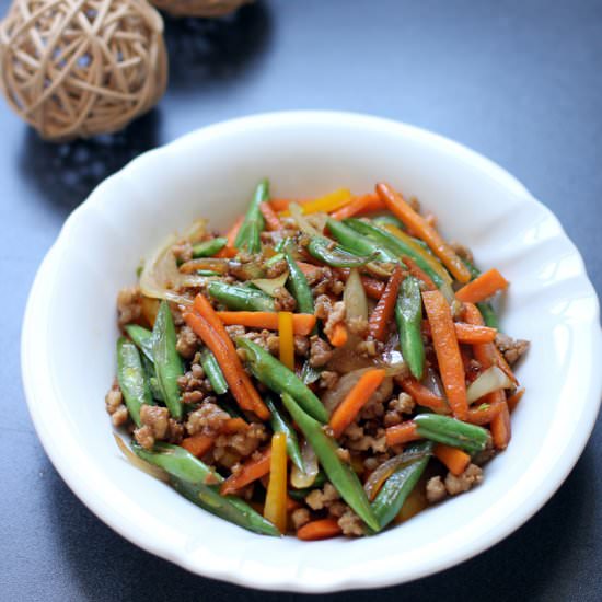 Round Bean and Carrot Stir Fry