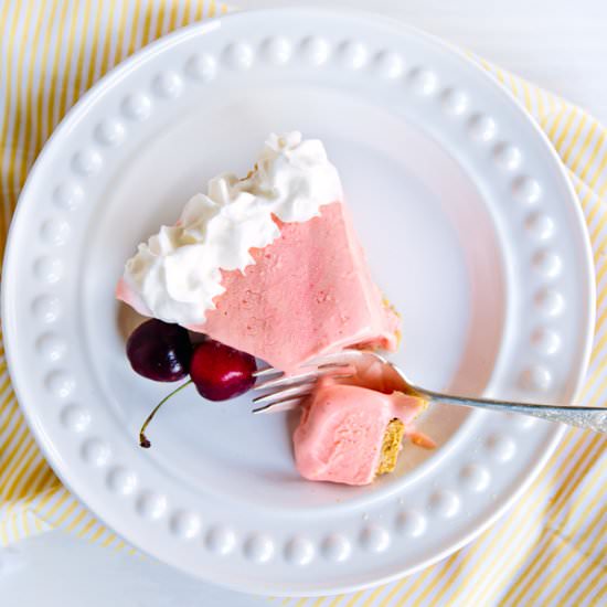 Frozen Pink Lemonade Pie