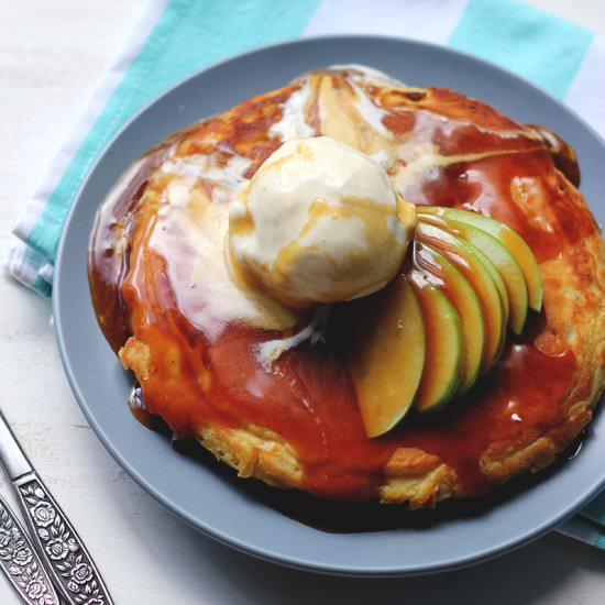 Single Lady Apple Pancake