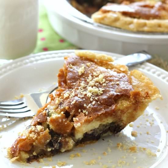 Chocolate Chip Cheesecake Pie