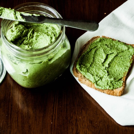 Super Greens Basil Pesto