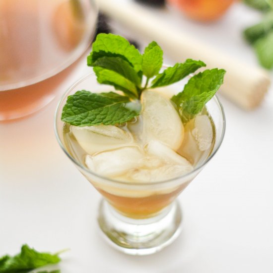 Peachy Black Tea Cocktail