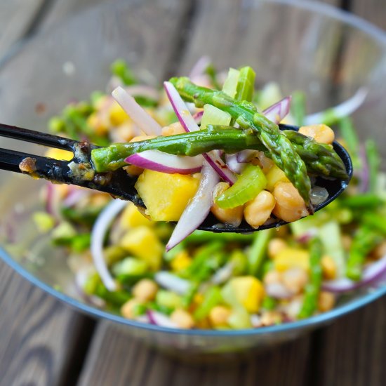 Asparagus, Mango, and Chickpeas Salad