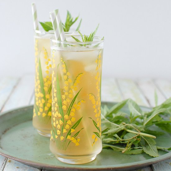 Lemongrass-Lavender Green Sun Tea