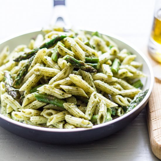 Penne w/ Spicy Pesto + Asparagus