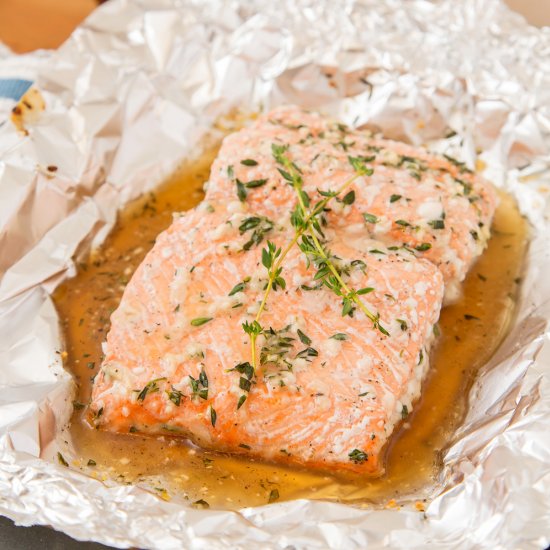 Baked Salmon with Honey and Thyme