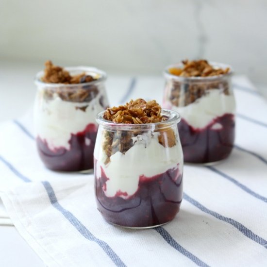 Crunchy Granola Breakfast Pots