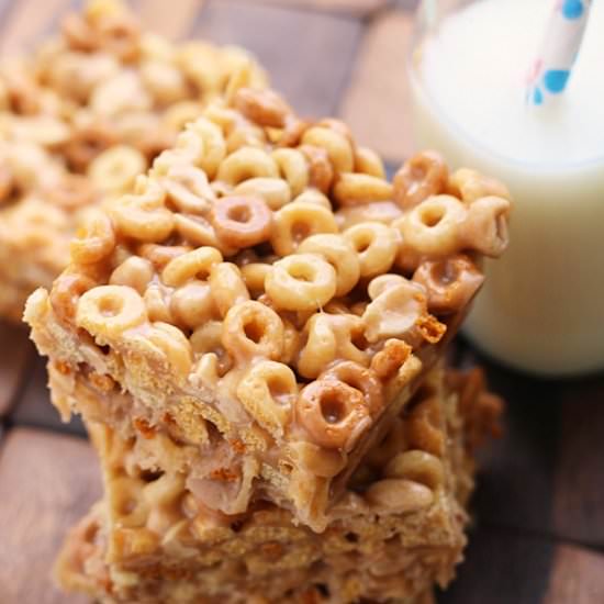 No Bake Peanut Butter Cheerio Bars